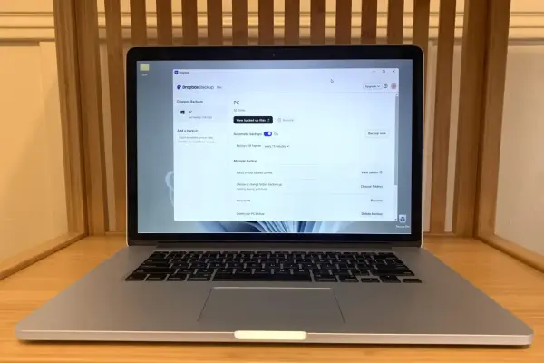 Đánh giá Dropbox Backup: Dễ dàng sao lưu cho chính mình, tránh nó cho các đội